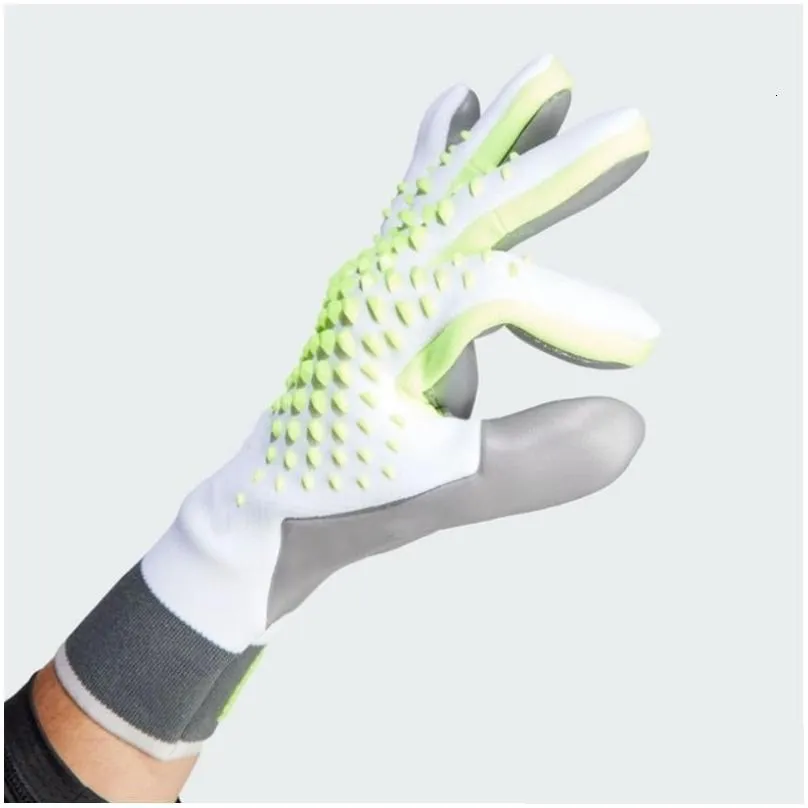 Sports Gloves Goalkeeper Gloves for Football Training Latex Wear-resistant Goalie Gloves Children Adults Soccer Match Accessory Sports Gloves