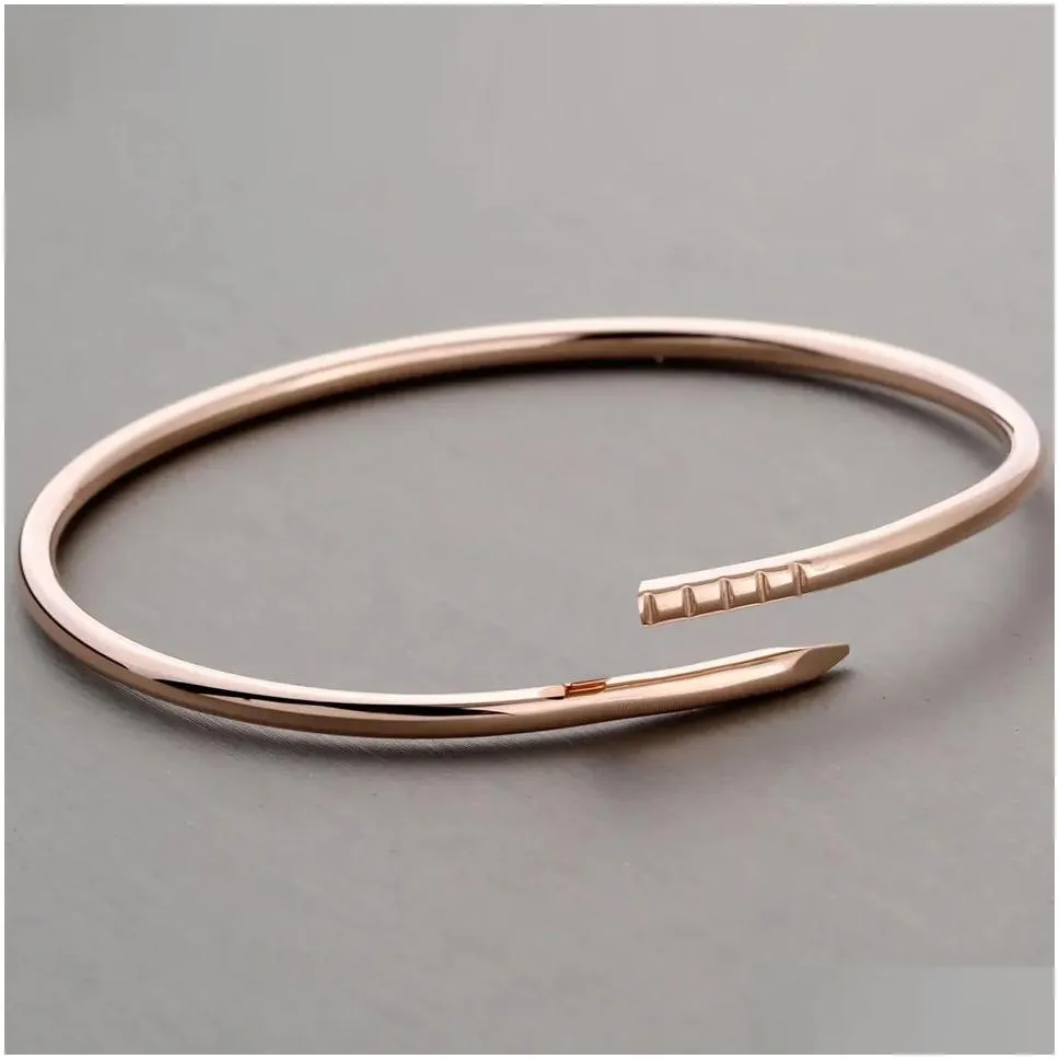 New LuxuryDesigner Bracelet 3mm Thinner Nail Bracelet Fashion Unisex Cuff Bracelet Couple Bangle Gold Titanium Steel Bangle Jewelry Valentine`s Day
