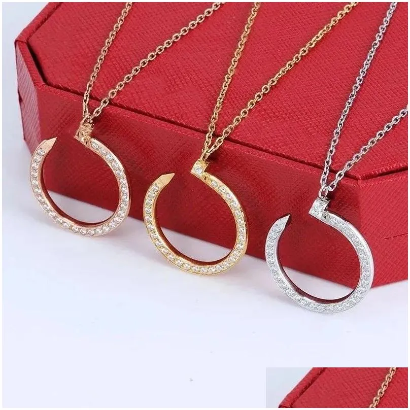 Designer Gold necklace for men and women trendy jewlery pendant necklace designer design stainless steel nail necklaces gifts
