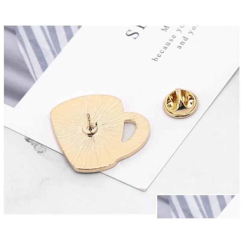 2020 new Coffee Enamel Pin Strong Like My Coffee Enamel Pin, Coffee Lover Pin Brooches Bag Lapel Pin Clothes Badge Jewelry Gift SHU16