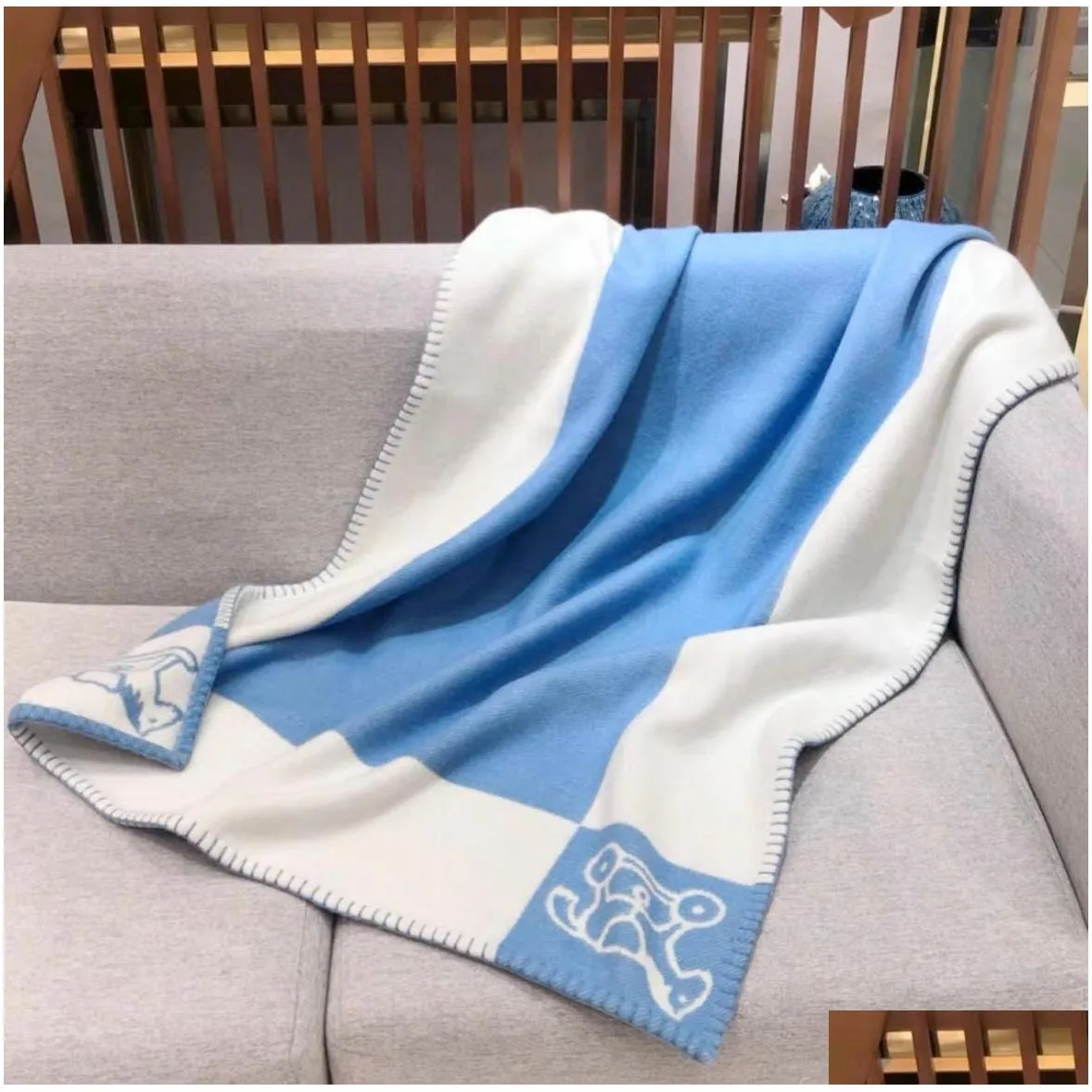 Home Textiles Blanket Designer Horse Wool Blankets Baby Pink Blue Pattern Decorative Knitting Letter Sofa Quilt for Kid Child 100x140