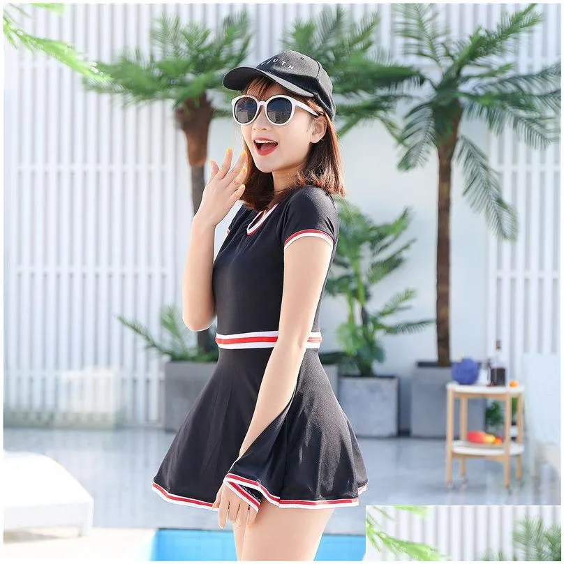 2023 New One Piece Swimsuit Female Flat Angle Sexy Slim Students Pure Color Swimsuit Wholesale Hot Spring Swimsuit