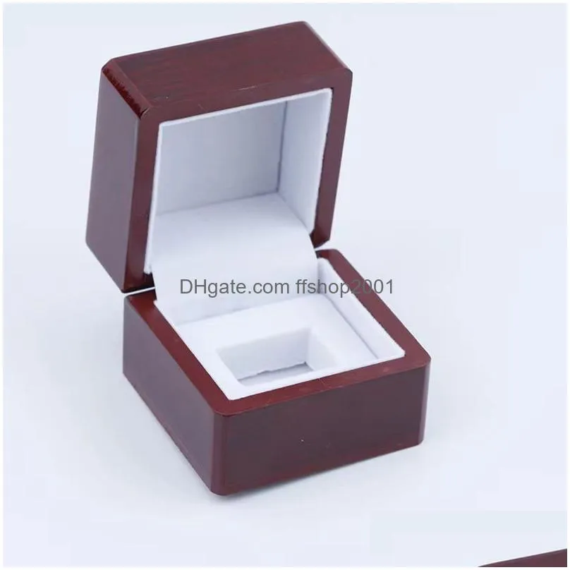 whole 2022 cup ship ring set with wooden display box case fan gift for men s2494516