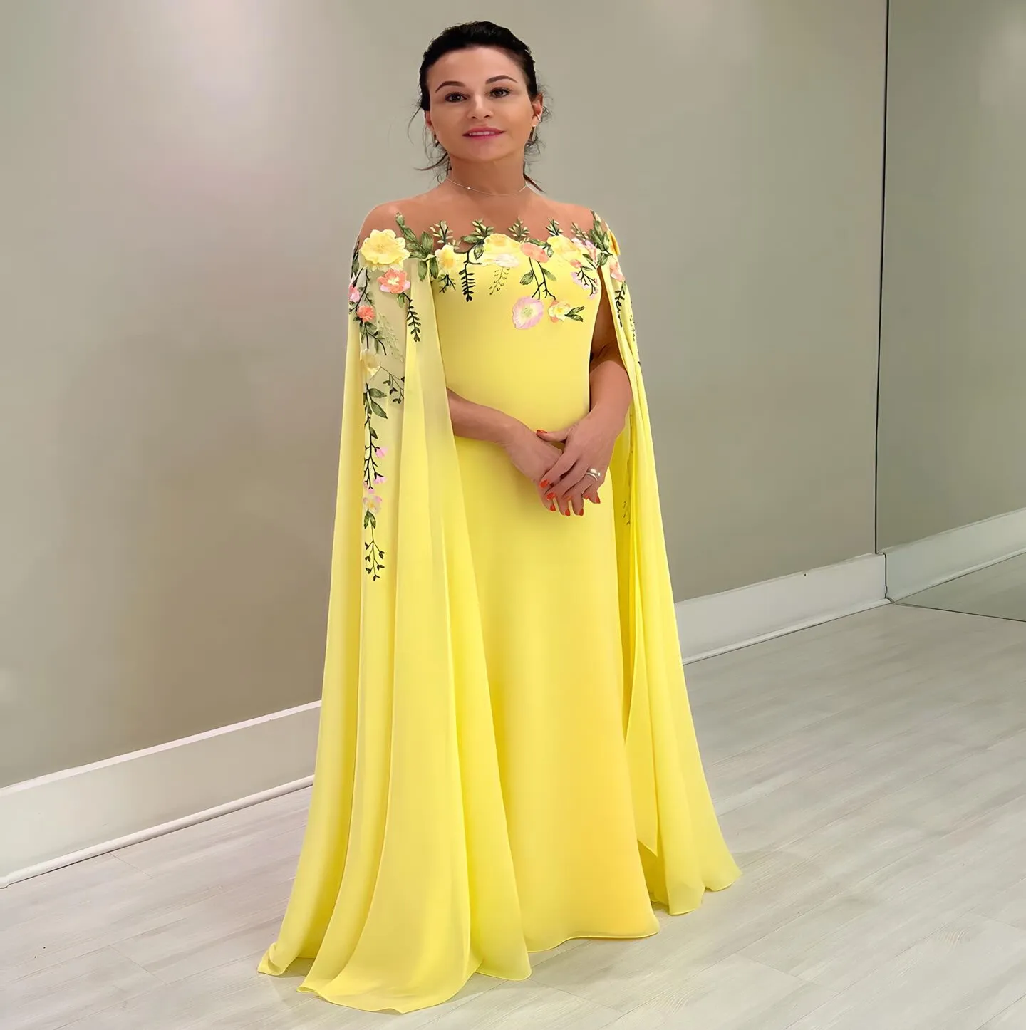2023 Nov Aso Ebi Arabic Straight Yellow Mother Of The Bride Dresses Chiffon Lace Evening Prom Formal Party Birthday Celebrity Mother Of Groom Gowns Dress ZJ038