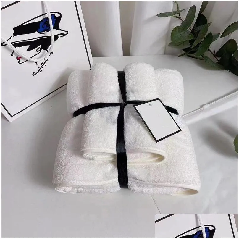 Designer Bath Towels Robes Brand Washcloth Sets Fashion Set Coral Velvet Towel Letter Face Towels Luxury Absorbent Kids Men Womens Wash Cloths