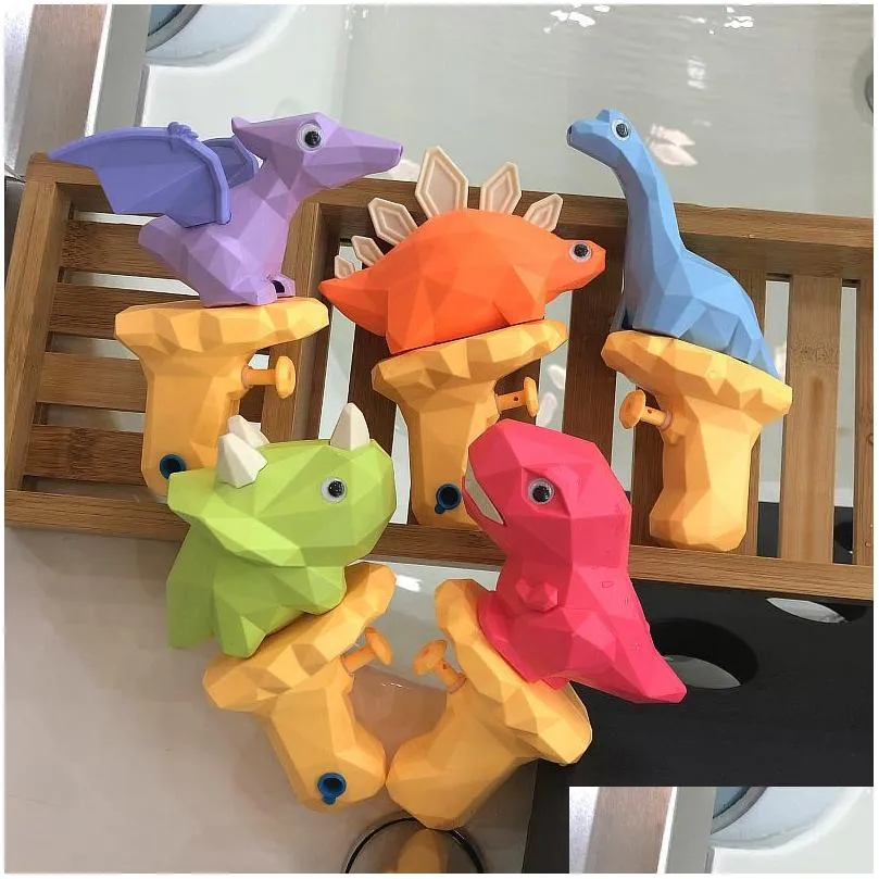 Bath Toys Dinosaur small water gun children`s bathroom bath pool swimming play spray toy
