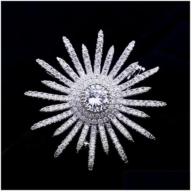 Pins Brooches Large White Cubic Zirconia Sunflower Brooch Pin Luxury Crystal For Women Wedding Jewelry Bling Broach Dress Broches