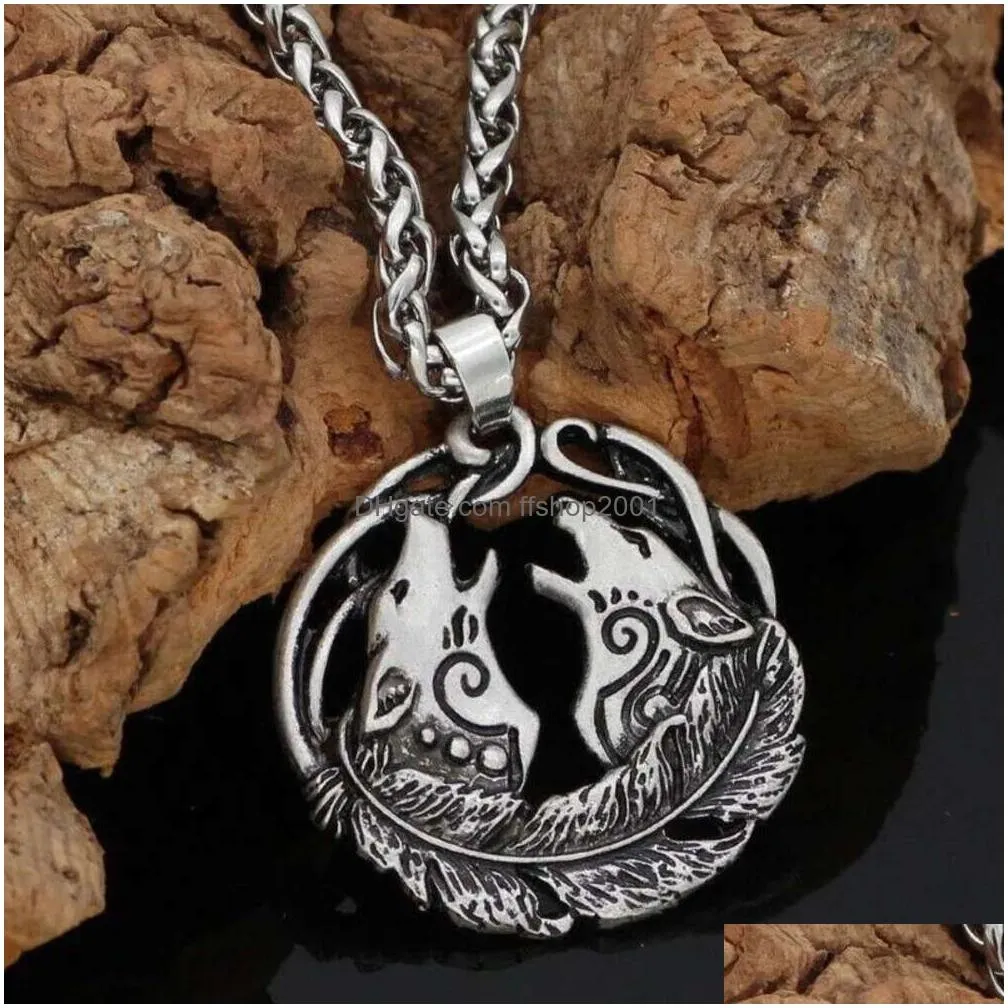 Pendant Necklaces Items Mens Girls Stainless Steel Jewelry Couple Love Wolf Necklace Chains Women Unisex Drop Delivery Pendants Dhxru