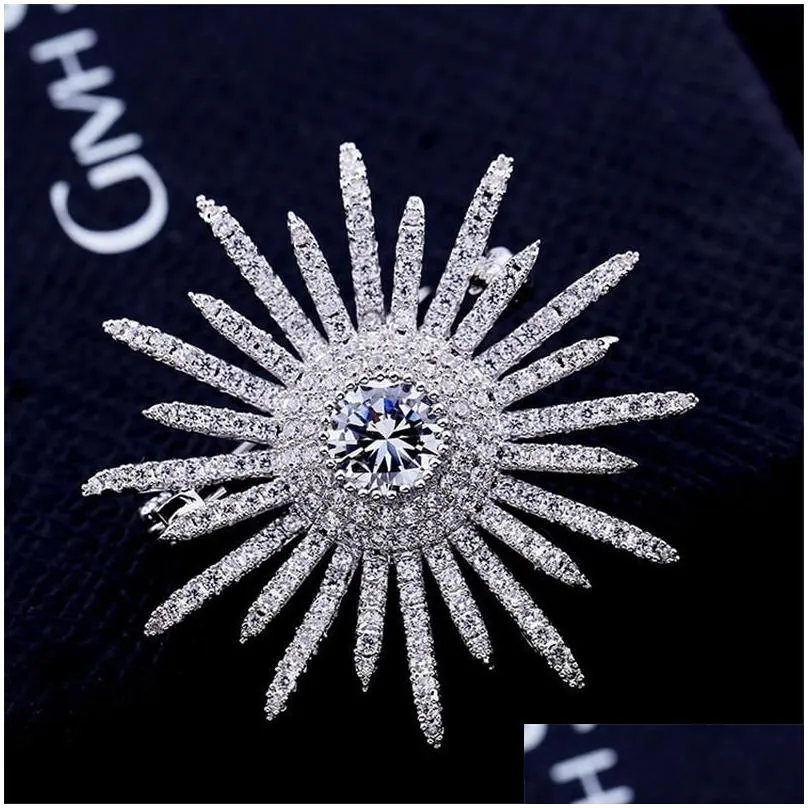 Pins Brooches Large White Cubic Zirconia Sunflower Brooch Pin Luxury Crystal For Women Wedding Jewelry Bling Broach Dress Broches