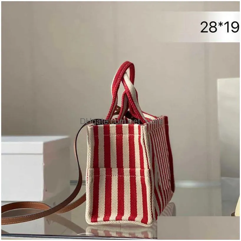 Other Bags Vintage Canvas Designer Women Luxurys Handbag Shoder Crossbody Purse Lady High-Capacity Shop Handbags 230524 Drop Deliver Dhfpm