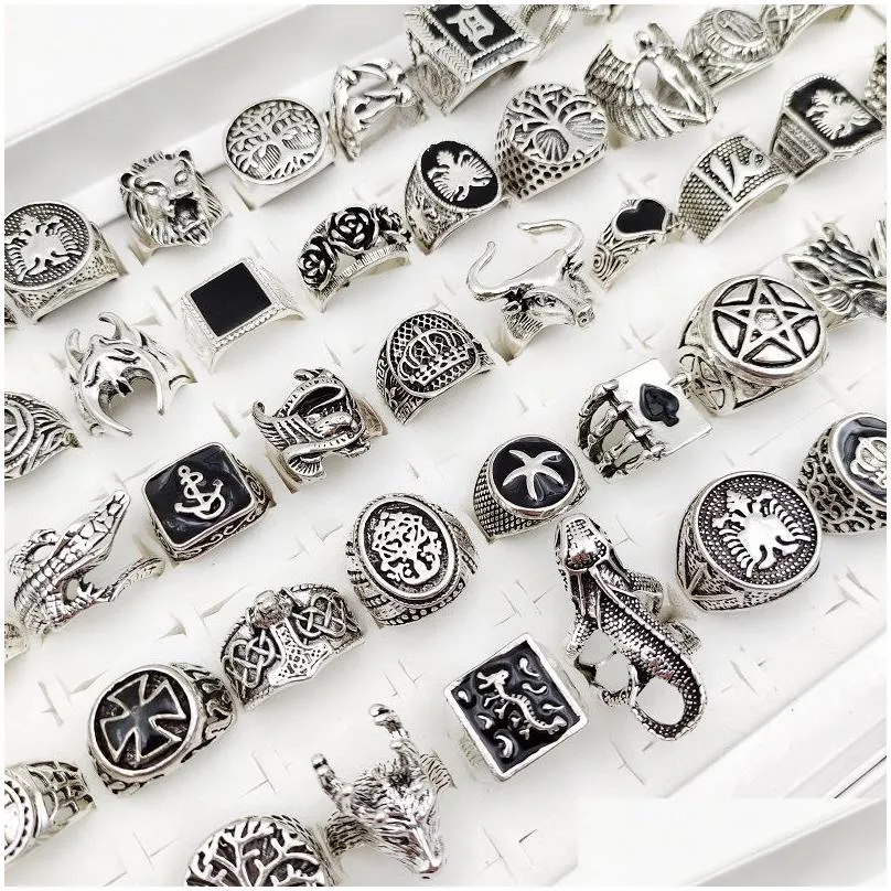 Cluster Rings Wholesale 50Pcs/Lot Punk Gothic Crown Ag Rings For Men And Women Mix Styles Black Glaze Antique Siery Vintage Jewelry Gi Dhahe