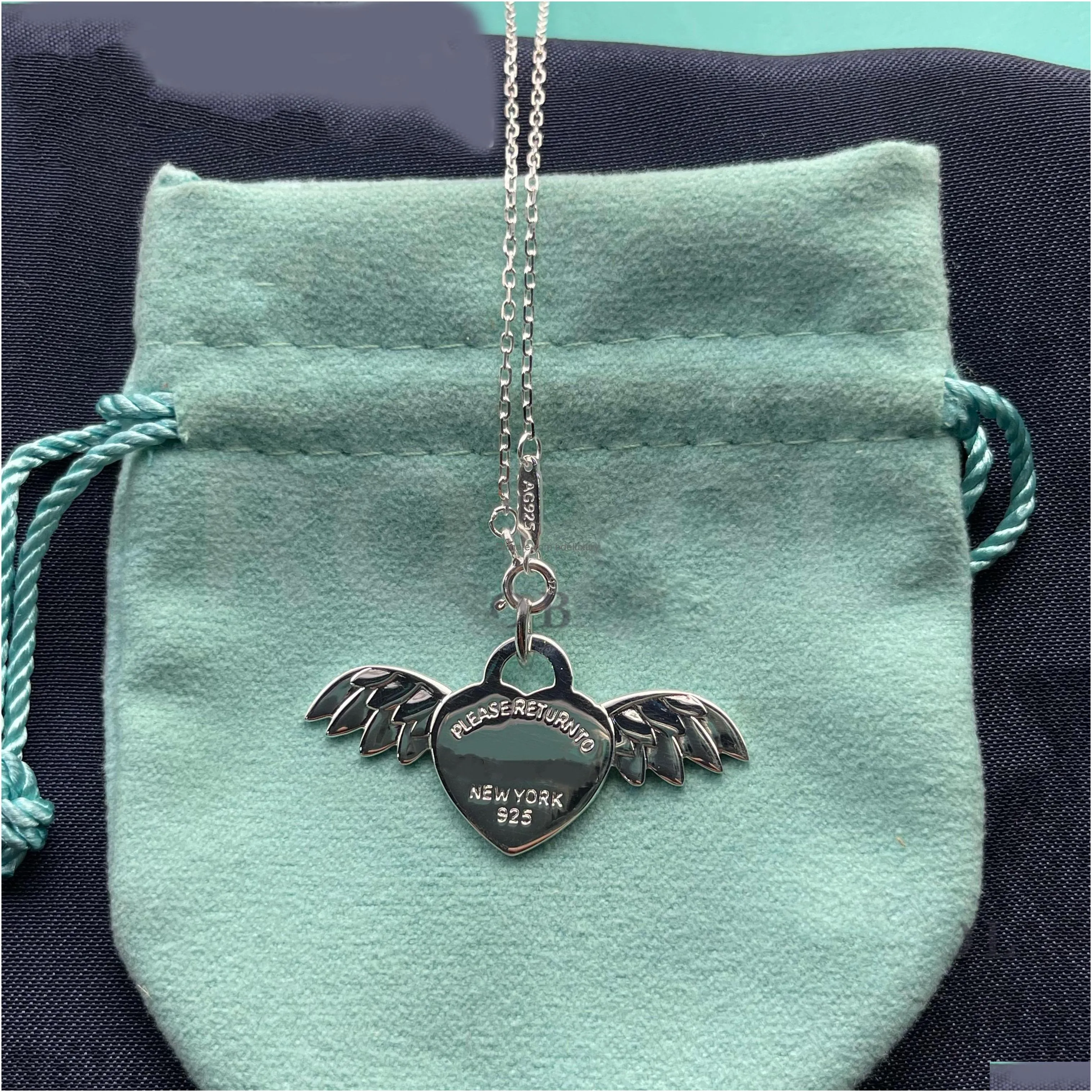 Pendant Necklaces New Original Blue Gift Box 925 Sier Classic Love Pendant Necklace Double Hearts Womens Fashion Jewelry Designer 11 H Dhpmi