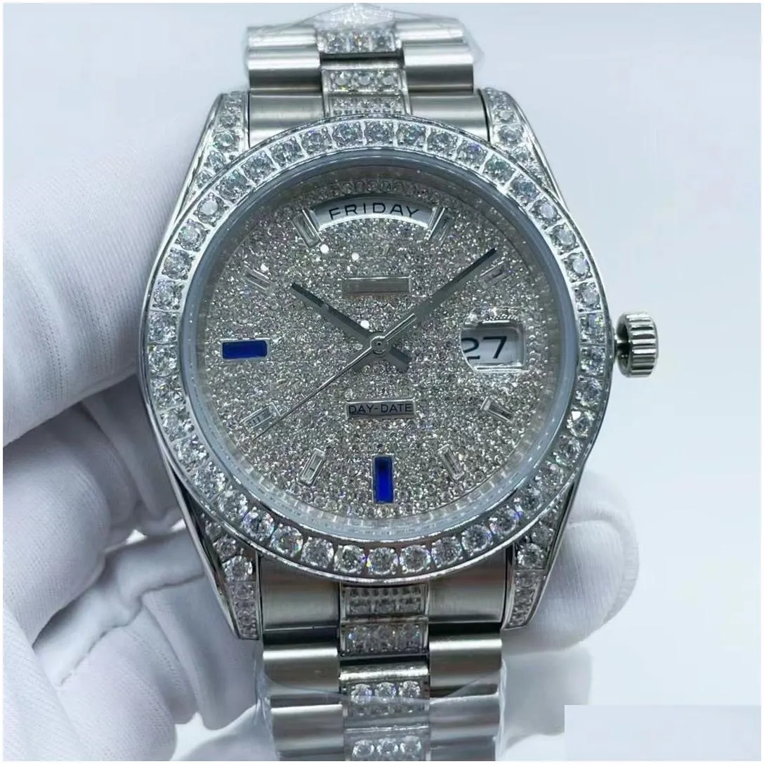 Luxury Designer Classic Fashion Automatic Watch Size 41mm Sapphire glass waterproof feature strap with diamond in the middle a woman`s favorite Christmas