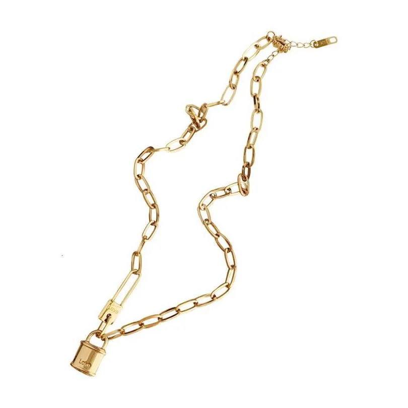 Pendant Necklaces European And American Fashion Necklaces For Women Street Retro Hip Hop High Sense Locket Pendant Necklace Gold Cold Dhhih