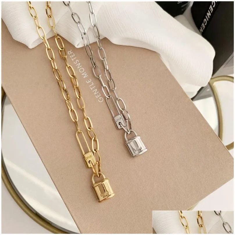 Pendant Necklaces European And American Fashion Necklaces For Women Street Retro Hip Hop High Sense Locket Pendant Necklace Gold Cold Dhhih