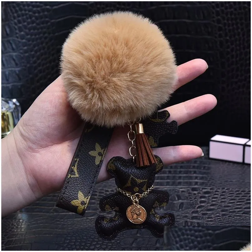 Cute Pompom Keychains Fashion Cat Teddy Bear Designer Key Chain Ring Gifts Women PU Leather Car Buckles Bag Charm Accessories Men Animal