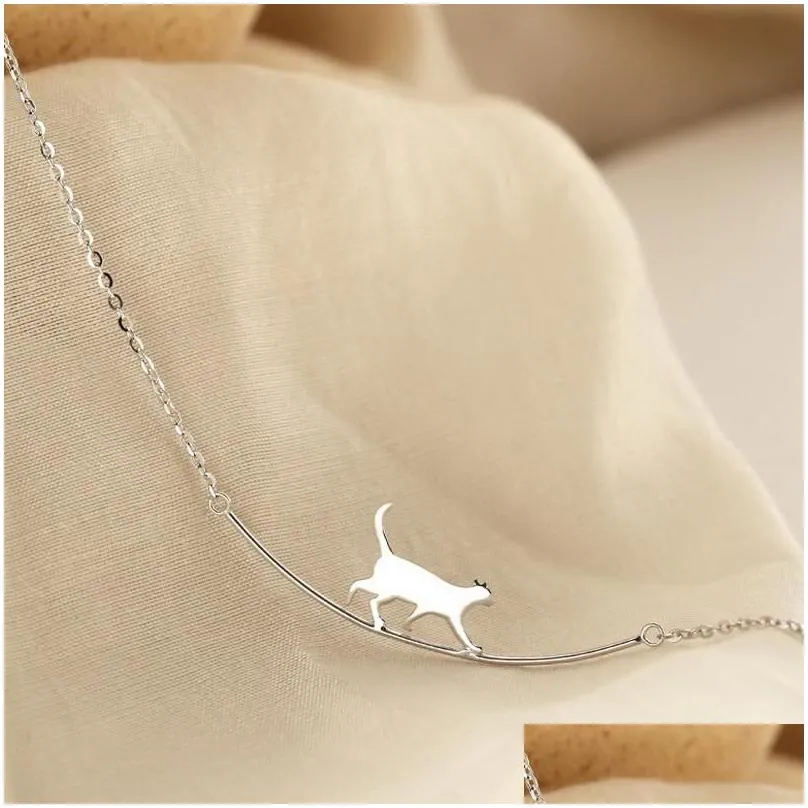 Pendant Necklaces Pendant Necklaces Fashion Walking Cat Curved Cute Animal Necklace For Women Simple Sier Color Clavicle Chain Jewelry Dhwvz