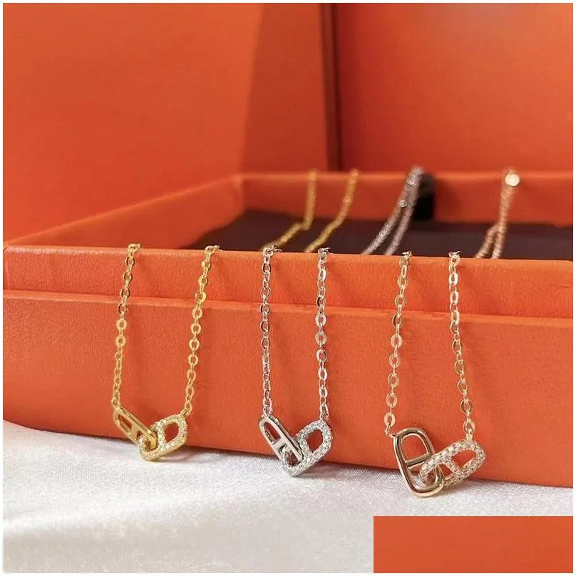 Brand Horseshoe Designer Pendant Necklaces for Women Gold Shining Bling Crystal Diamond Link Chain Choker Letters Necklace Jewelry