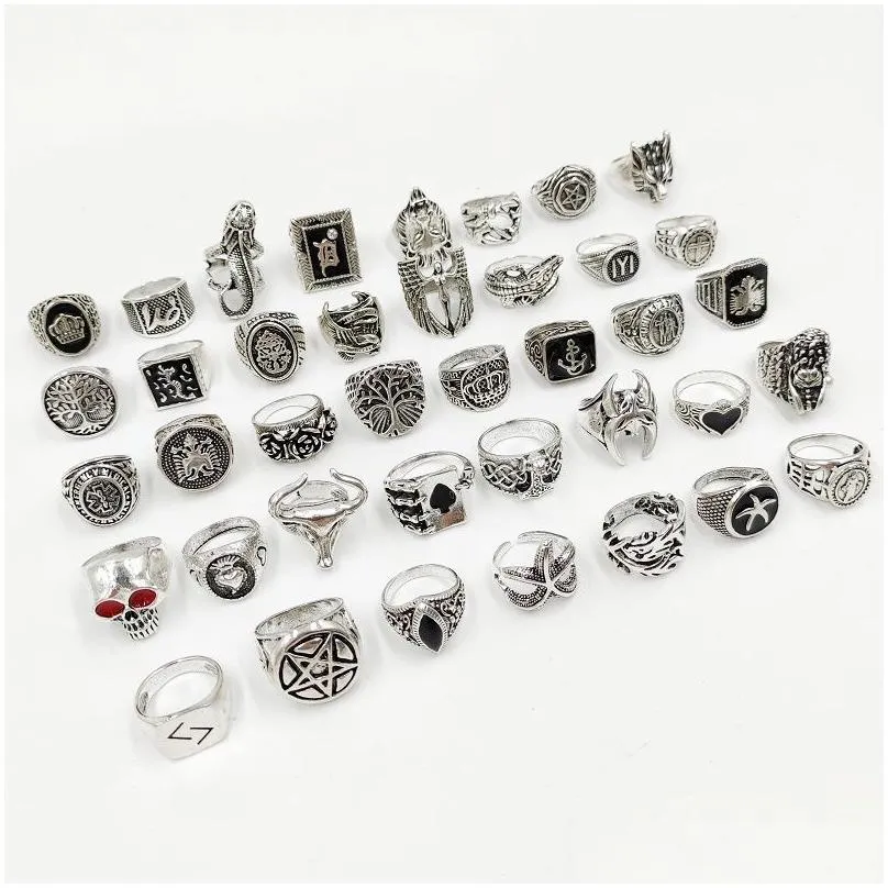 Cluster Rings Wholesale 50Pcs/Lot Punk Gothic Crown Ag Rings For Men And Women Mix Styles Black Glaze Antique Siery Vintage Jewelry Gi Dhahe