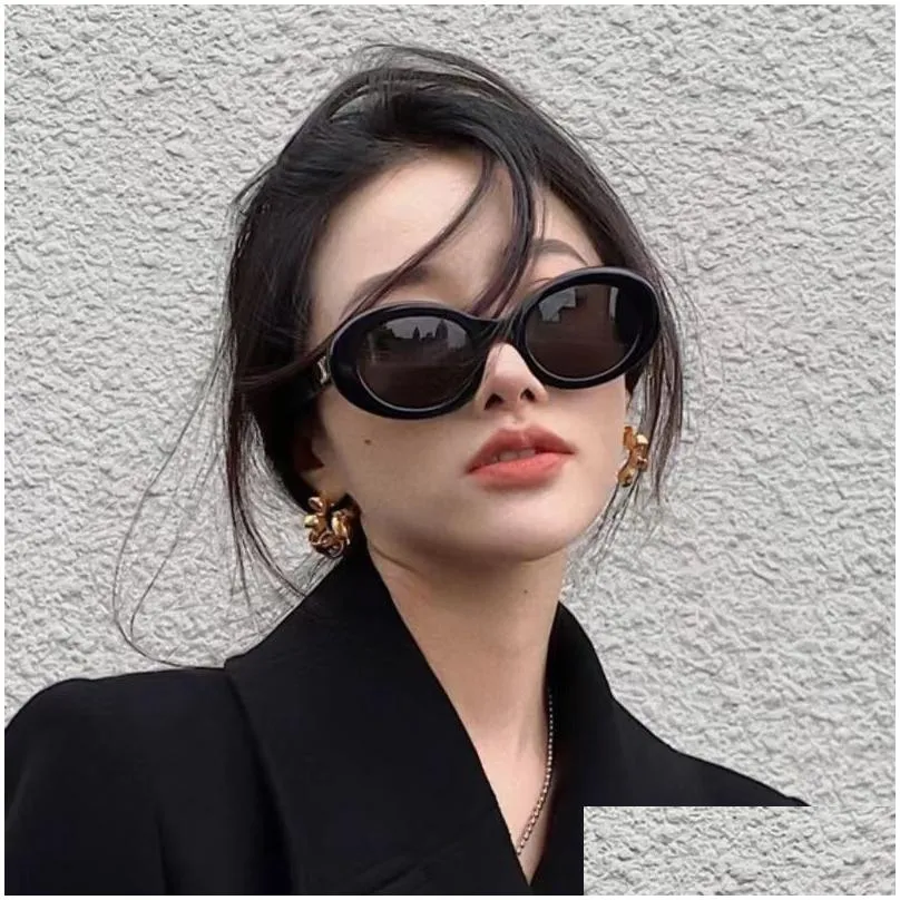 2023 oval frame sunglasses designer ladies style women vintage black white shades fashion eyewear outdoor s49