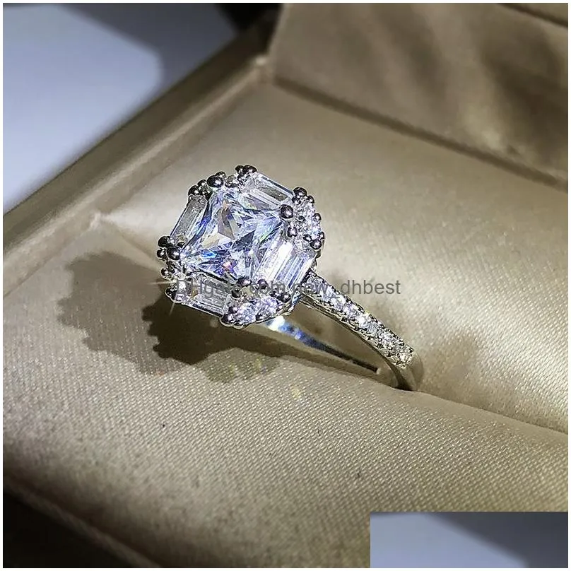 Solitaire Ring 18K Moissanite Ring Square Bright Cut Princess Fashion Rings Simation Diamond Wedding Engagement For Womens Drop Delive Dhki5