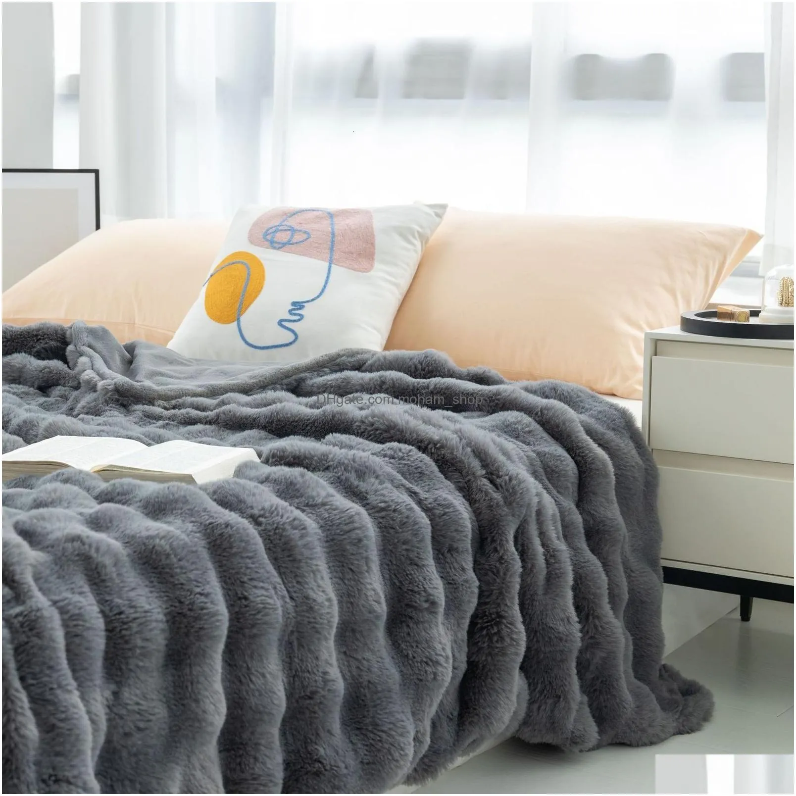 blankets imitation rabbit fur plush blanket winter warmth super comfortable bed luxury warm sofa cover high quality throw 231011