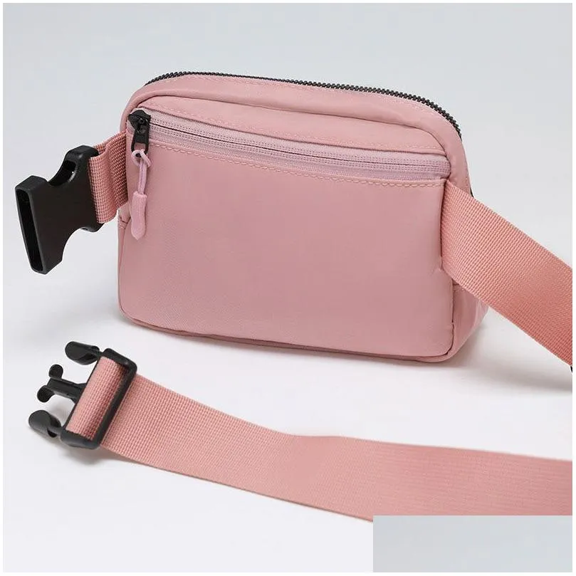 Easy Access Belt Bag Outdoor Crossbody Bag 1L Capacity Sports Waist Bags Elastic Adjustable Strap Zipper Fanny Pack Classic Bum Chest