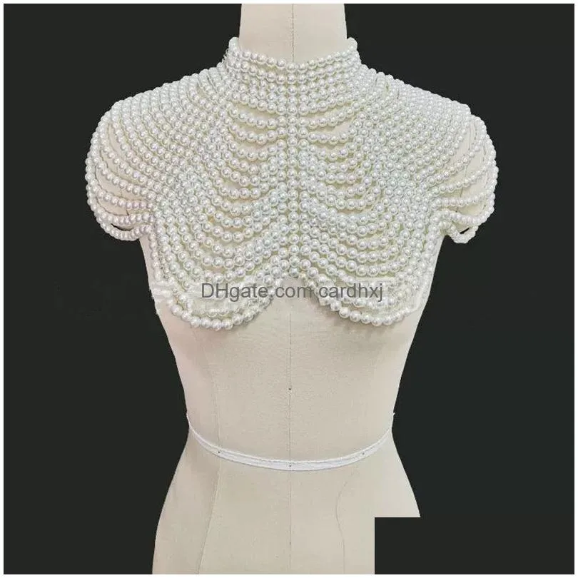 Pendant Necklaces Pendant Necklaces Retro Catwalk Show Shoder Chain Dress Wedding Performance Exaggerated Pearl Top Breast Womens Neck Dhet5