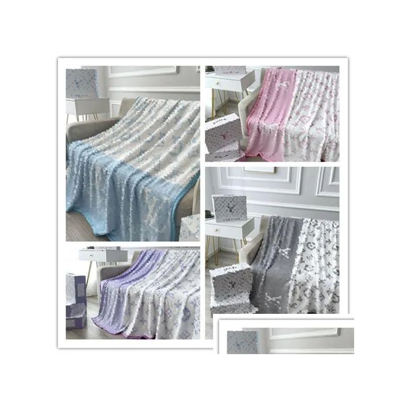 Designer Blanket 150X200cm Brand Letter L Air Fashion Conditioning Travel Bath Towel Soft Winter Fleece Shawl Throw Blankets HT1521