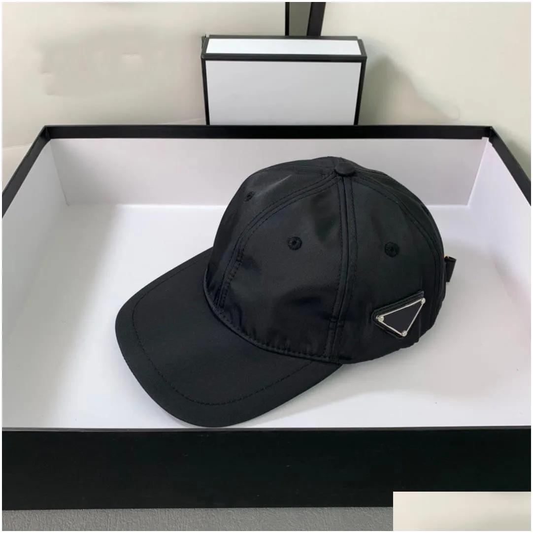 Luxury designer casquette Ball Caps cap solid color hat metal triangle logo