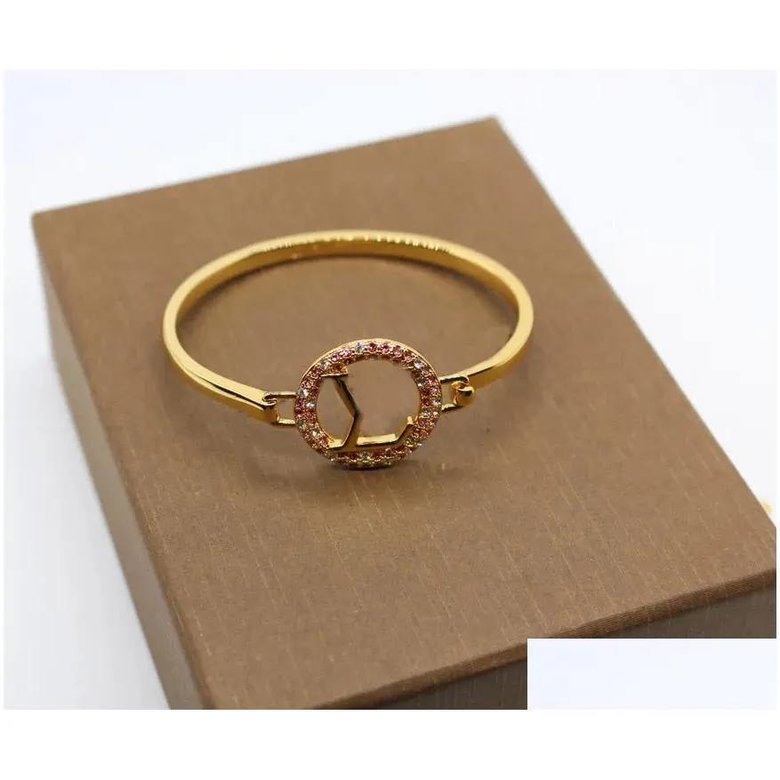 2024 Luxury quality charm round shape with red diamond in 18k gold plated have stamp bangle opened design PS3569A