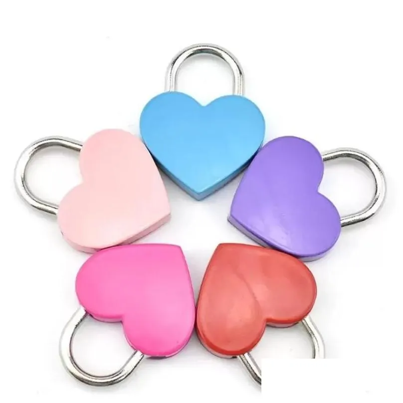 Door Locks 7 Colors Heart Shaped Concentric Lock Metal Mitcolor Key Padlock Gym Toolkit Package Door Locks Building Supplies Drop Deli Dhw2M