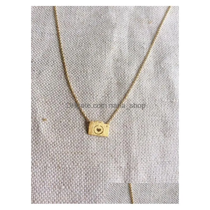 Pendant Necklaces 30Pcs Gold Sier Love Camera Necklaces Cute Pographs Pictures Shooting Clavicle Jewelry Accessory For Favors252F Drop Dhj9G