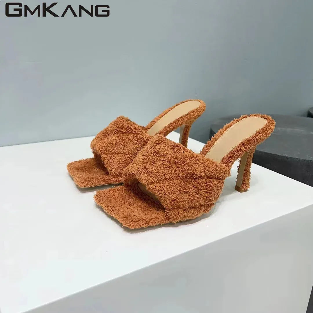 Slippers s Rabbit Hair Slippers Women Fashion Walk Show Mules Shoes Female Candy Color Fur Outdoors Comfort Leisure Slides Woman 231219