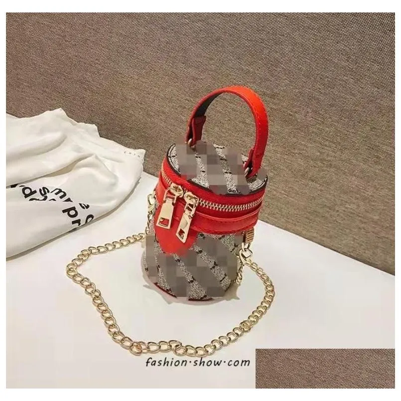 Luxury kids Designer bag PU letter print Ladies Handbags Women Messenger Bags mini child change bucket handbag with Metal belt girl