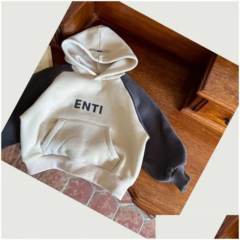 Sweatshirts Fashion Baby Clothes Designer Boys Hoodie Girls Luxury Sweatshirt Kids Hooded Sweatshirt Childrens Classic Tops Winter