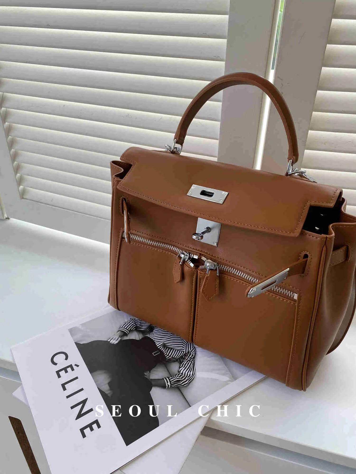 Luxury Designer Totes Bag Cellkyer end Wide Shoulder Strap Bag Single Shoulder Crossbody Handbag Women`s Bag