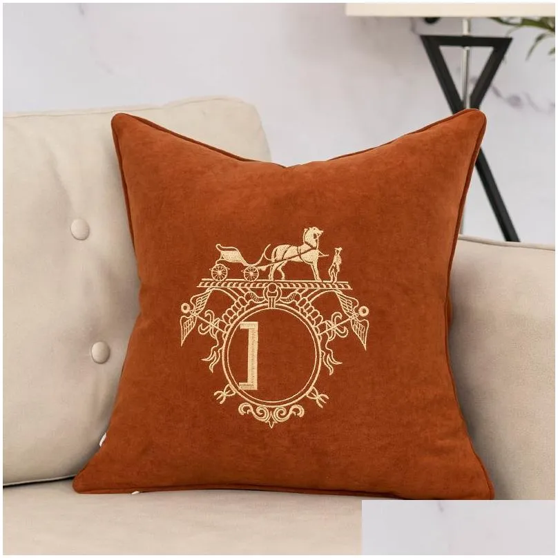 2022 letter luxury square cushion designer decorative pillow luxurys designers cushion cotton letter decor living room cushion