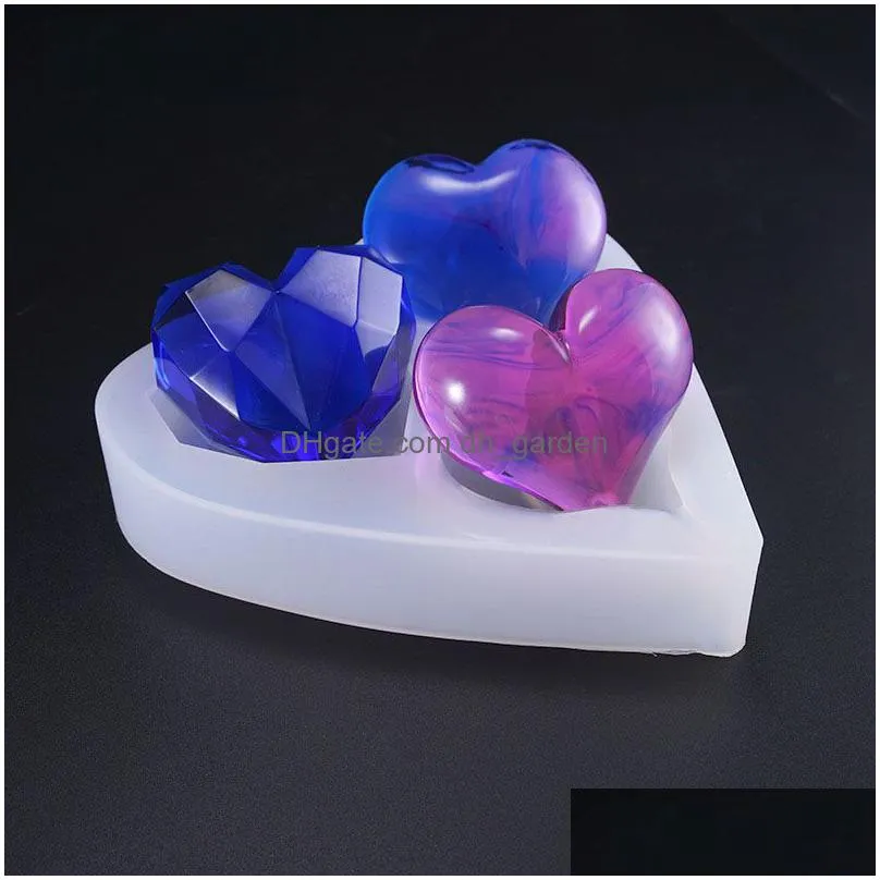 Molds 3D Heart Sile Mold 3 Cavity Cutting Surface Shape Resin Mod Jewelry Making Drop Delivery Jewelry Jewelry Tools Equipmen Dhgarden Dh7Ki