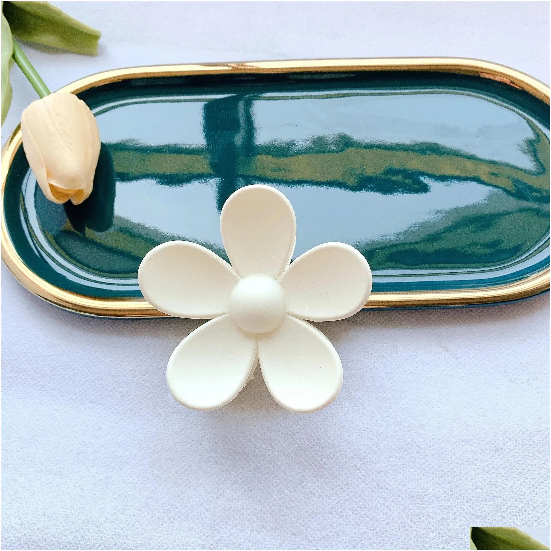 Hair Clips & Barrettes 2021 Korean Large Strong Holder Blue Flower Elegant Frosted Hair Claws Pink Clip Claw Hairdressing Tool Access Dh70J
