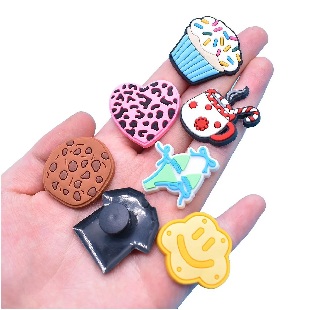 girls young charms anime charms wholesale childhood memories funny gift cartoon charms shoe accessories pvc decoration buckle soft rubber clog