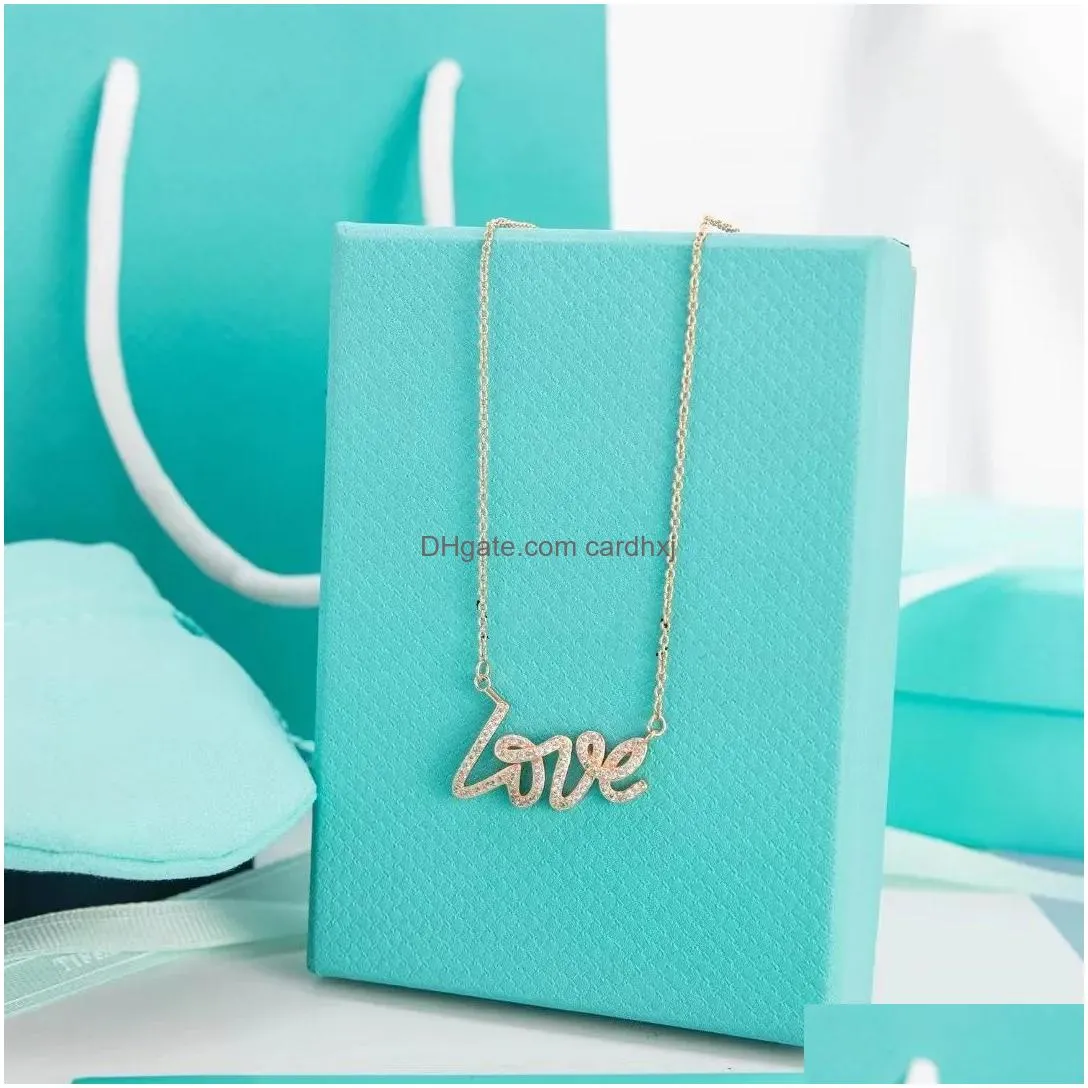 Pendant Necklaces High-End Love Necklace Designer Womens Pendants European And American Gold Jewelry Git Factory Wholesale Tianiness Dhtod