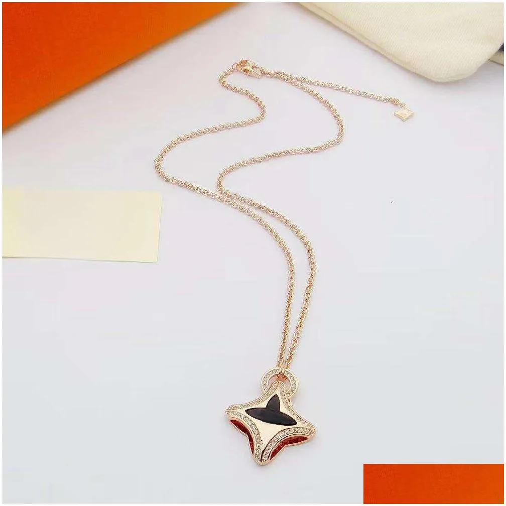 Chains Designer Necklace Fashion Jewelry Woman Pendants Necklaces Cuban Link Gold Chains For Men Lucky Bead With Letter V Pendant Luxu Otklw