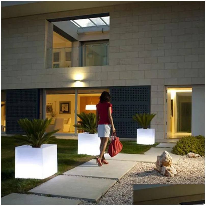 Illuminated Square Light Flower Pot LED Luminous Planter Pots Factory Direct Sale Outdoor Funiture