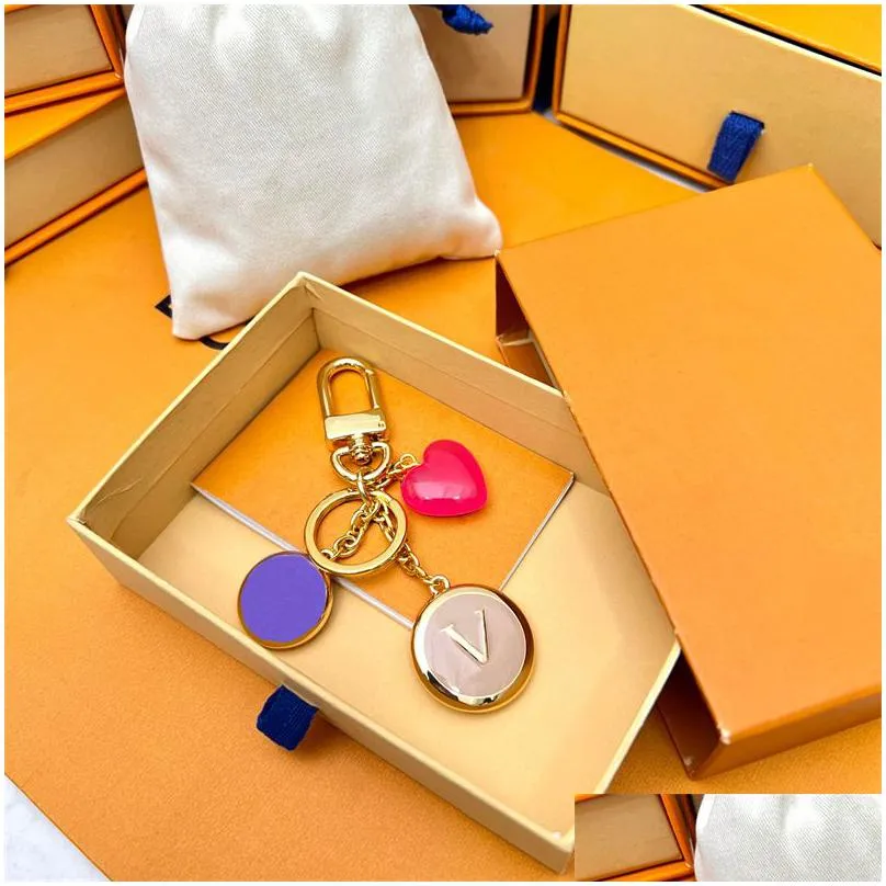 Keychains & Lanyards Designer Keychain Luxury Bag Charm Heart Shaped Key Chain Fashion Pendants Gold Keyring Car Ornament Keychains D Dhx5E