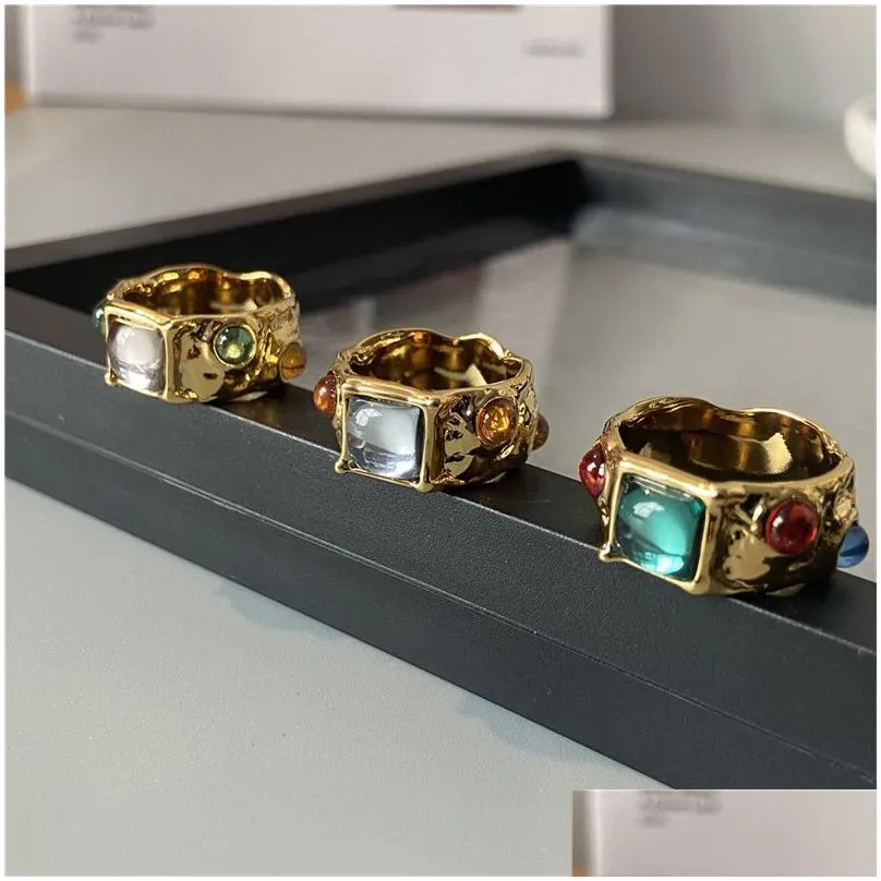 Band Rings Niche Mondo Retro Gemstone Inlaid Ring Light Luxury High Court Style Gold Index Finger Ins Fashion All-Match Jewelry Gift Dhsqz