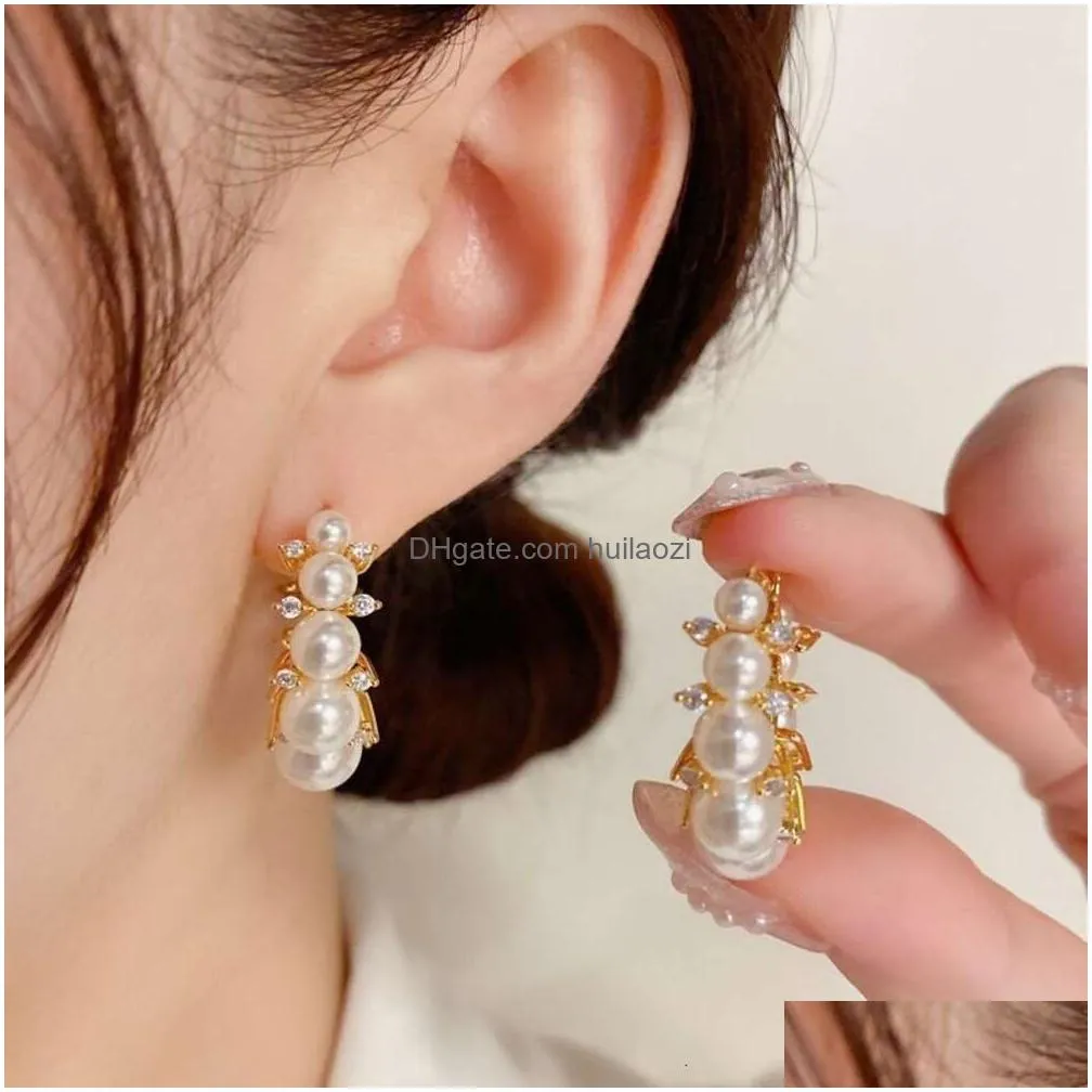 pearl inlaid diamond ring earrings for womens light small fragrant style advanced sense circular arc earrings show