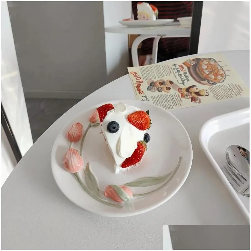 Plates INS Wind 3D Tulip Ceramic Dessert Plate Breakfast Bowl Girl Heart Cute Cake Tableware Ritual Decoration