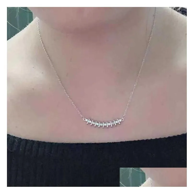 Pendant Necklaces Designer Luxury Jewelry Women Necklace Series Personalized Simple Clavicle Chain Fl Diamond Hollow Out Net Red Same Otshi