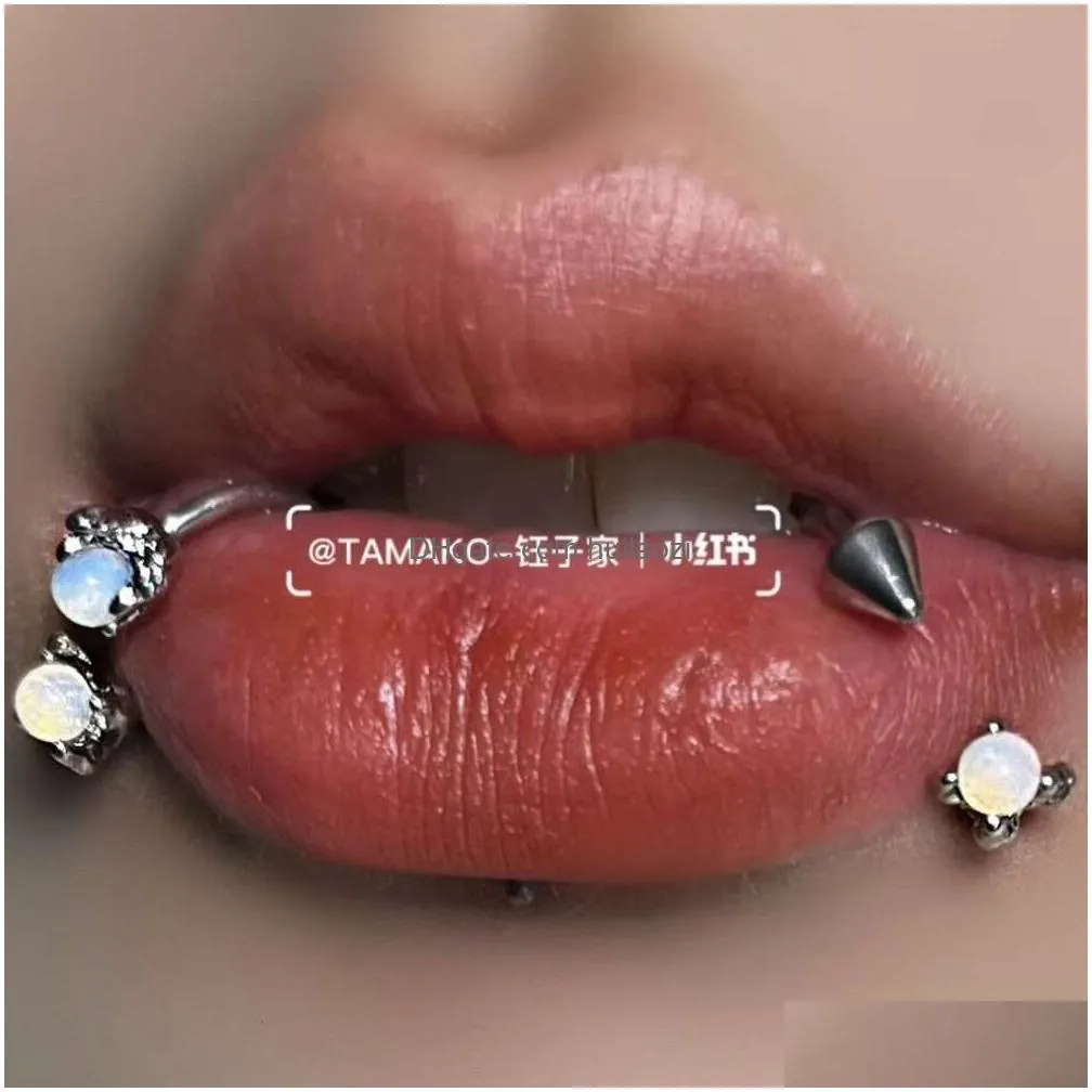 instagram anti allergy sweet cool spicy girl titanium steel horseshoe ring side devils niche puncture lip nail